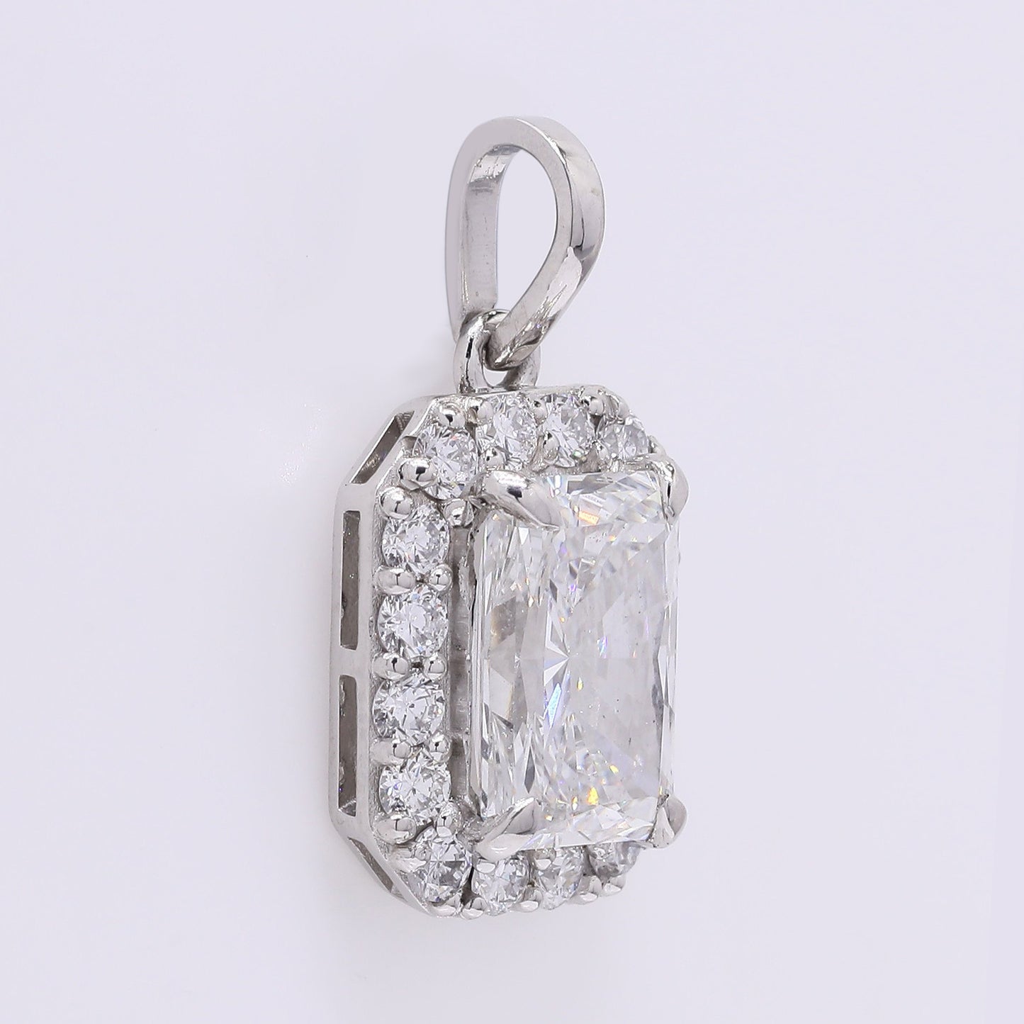 2.32 Carats Lab Grown Diamond 950 Platinum Pendant